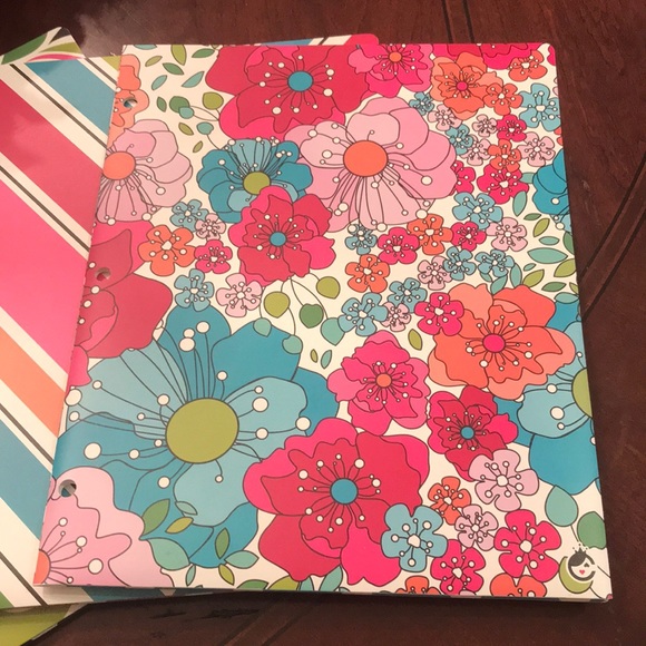 COPY - COPY - COPY - COPY - Set of three Studio C poly plastic print folders. - Picture 2 of 6